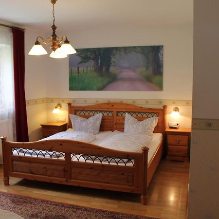 Kreuzerhof Hotel Garni โรเทนบวร์ก อ็อบ แดร์เทาเบอร์ ภายนอก รูปภาพ