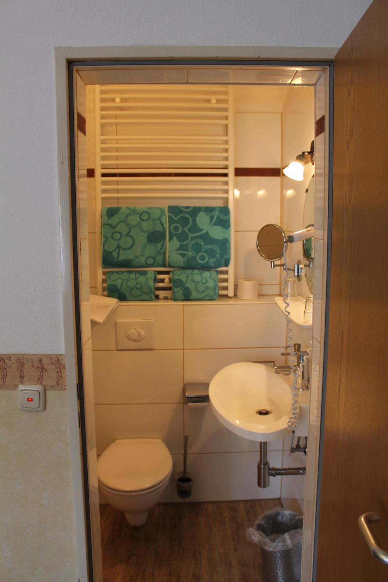 Kreuzerhof Hotel Garni โรเทนบวร์ก อ็อบ แดร์เทาเบอร์ ภายนอก รูปภาพ