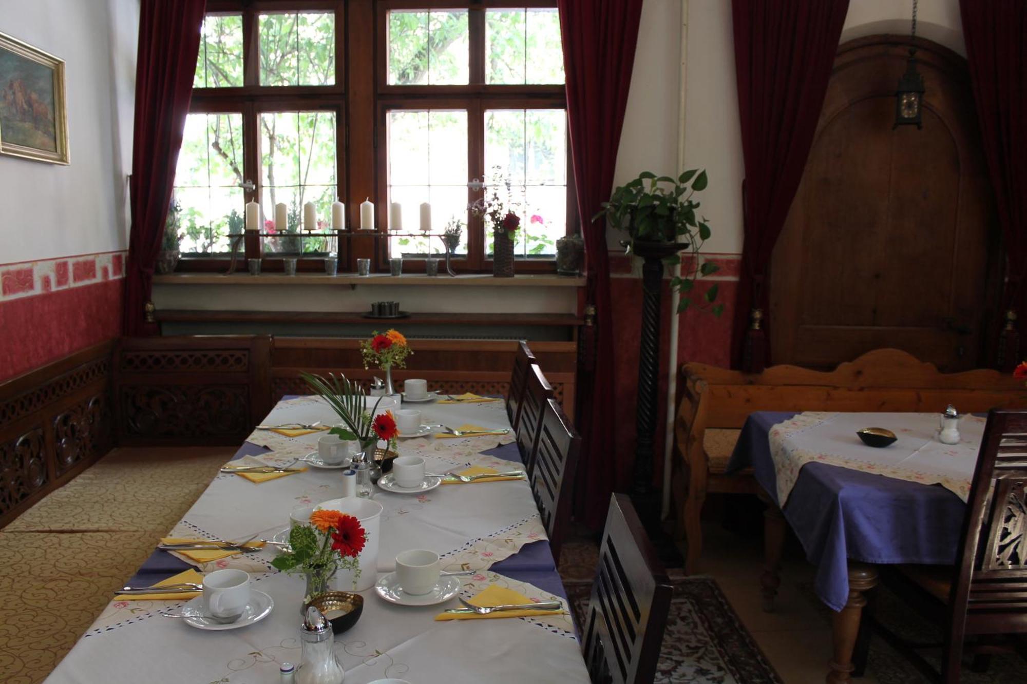 Kreuzerhof Hotel Garni โรเทนบวร์ก อ็อบ แดร์เทาเบอร์ ภายนอก รูปภาพ