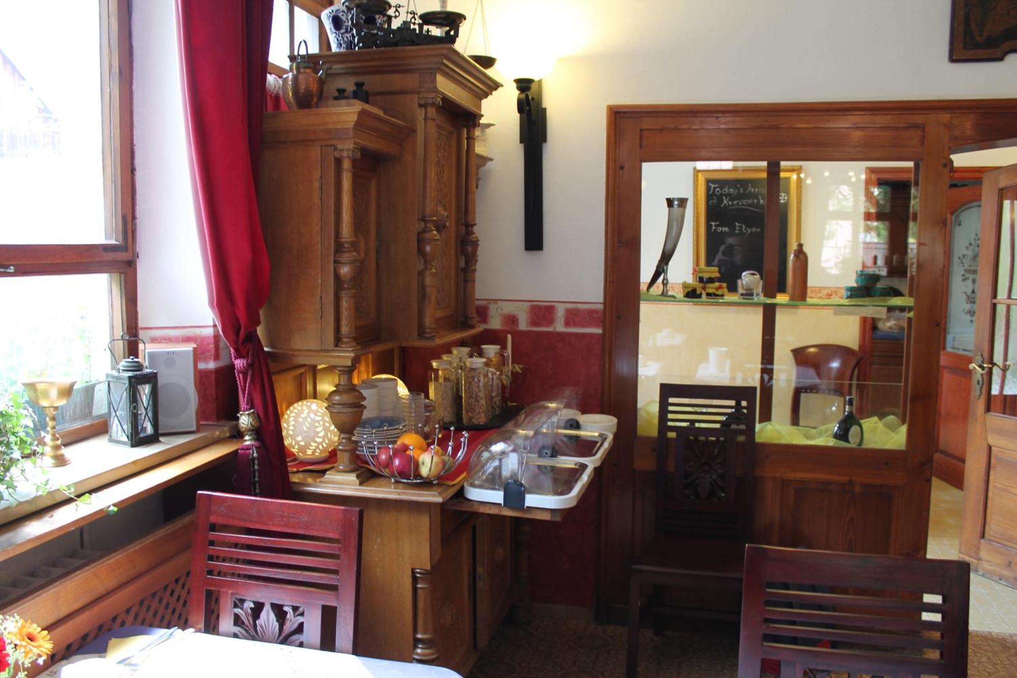 Kreuzerhof Hotel Garni โรเทนบวร์ก อ็อบ แดร์เทาเบอร์ ภายนอก รูปภาพ