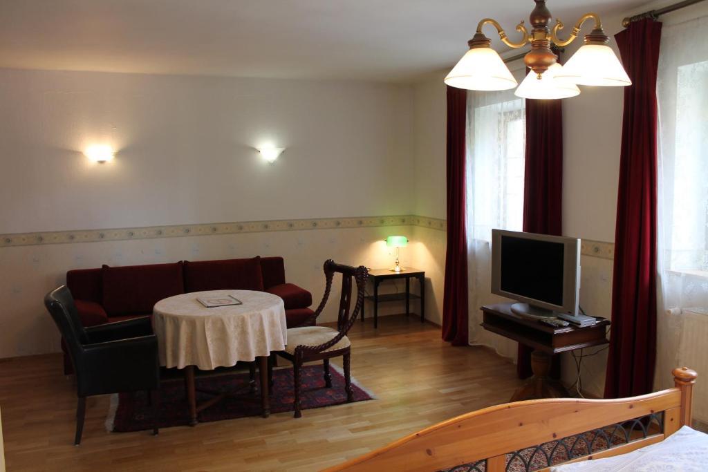 Kreuzerhof Hotel Garni โรเทนบวร์ก อ็อบ แดร์เทาเบอร์ ห้อง รูปภาพ